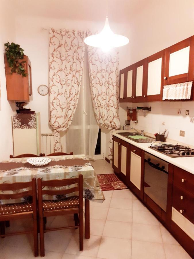 La Maison Des Caprices_ La Spezia _Stazione_5Terre Eksteriør billede