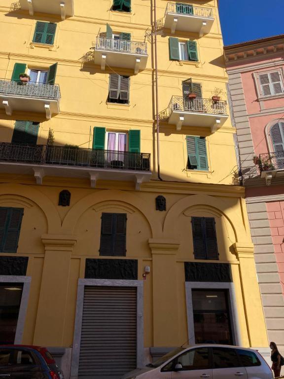 La Maison Des Caprices_ La Spezia _Stazione_5Terre Eksteriør billede